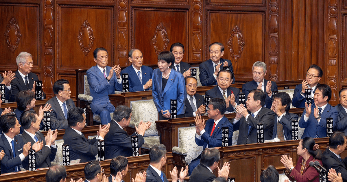 高市総裁が第104代内閣総理大臣に指名され、内閣制度140年の歴史上、初の女性総理となった。