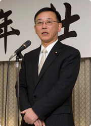 「一致団結し政権与党を追い詰め解散にもっていく」 谷垣総裁が決意 新年仕事始め