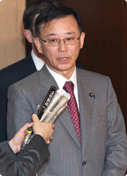 「予算をつくらなかった閣僚が国会答弁することになる」内閣改造で谷垣総裁が批判