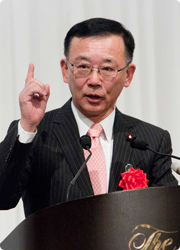 もう一回、前面に立って国民のために働くことが我々の使命 谷垣総裁 福岡県連年次大会
