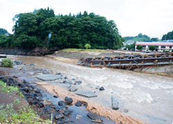 「コンクリートから人へ」の人災 谷垣総裁が九州地方豪雨被害状況を視察