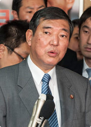 石破茂幹事長