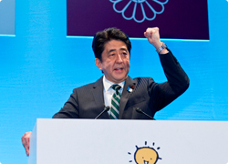 「参院選に勝利し“誇りある日本を取り戻す”」 安倍総裁が党大会で演説
