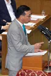 谷垣総裁が菅総理に退陣を要求　党首討論