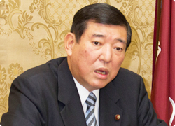 石破茂幹事長