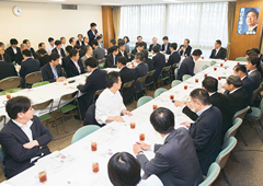 大阪府北部地震からの復旧支援策について協議する合同会議