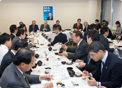 二階俊博国土強靱化総合調査会会長に聞く 二階俊博国土強靱化総合調査会会長に聞く
