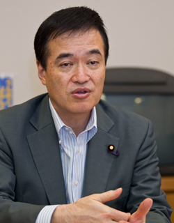 小里泰弘党東日本巨大地震・津波災害法整備等緊急対策プロジェクトチーム座長 小里泰弘党東日本巨大地震・津波災害法整備等緊急対策プロジェクトチーム座長