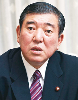 幹事長 石破 茂 幹事長 石破 茂