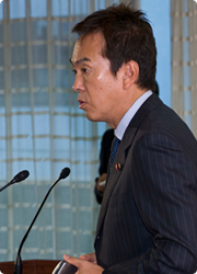 石原伸晃幹事長