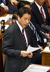 成長戦略について政府の見解質す 塩崎恭久議員と甘利明議員衆院予算委員会