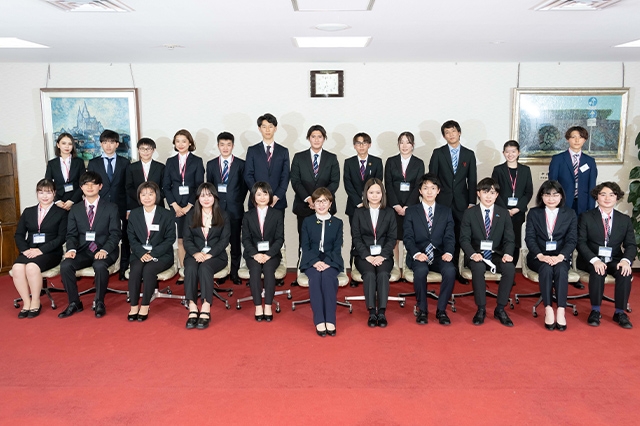 「首都圏第15期インターンシップ」集合研修を開催しました（講師：稲田 朋美 副学院長）
