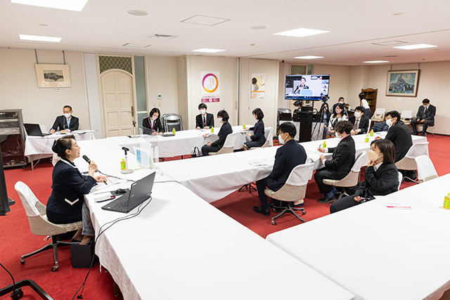 「首都圏第15期インターンシップ」集合研修を開催しました（講師：尾身 朝子 副学院長）