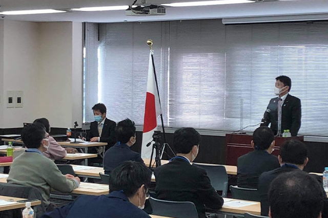 「政治大学校なにわ塾」を開催しました(講師:選挙プランナー三浦博史氏・元大阪府副知事小西 禎一氏)