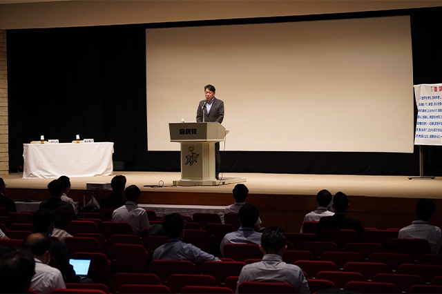 「TOKYO自民党政経塾」を開催しました(講師:小野寺五典 衆議院議員)