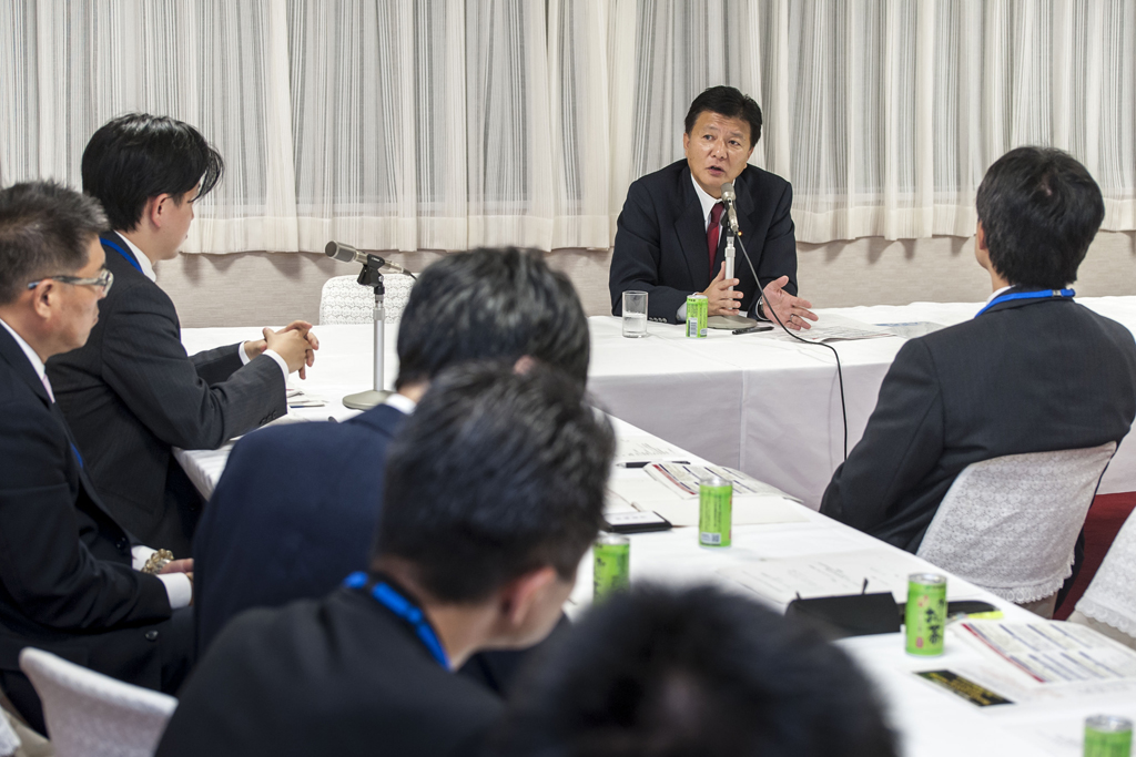 第34回まなびとプロジェクト（講師：新藤義孝衆議院議員）を開催しました