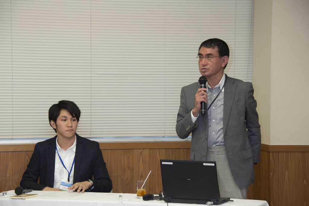 第50回まなびとプロジェクト（講師：河野太郎中央政治大学院長）を開催しました