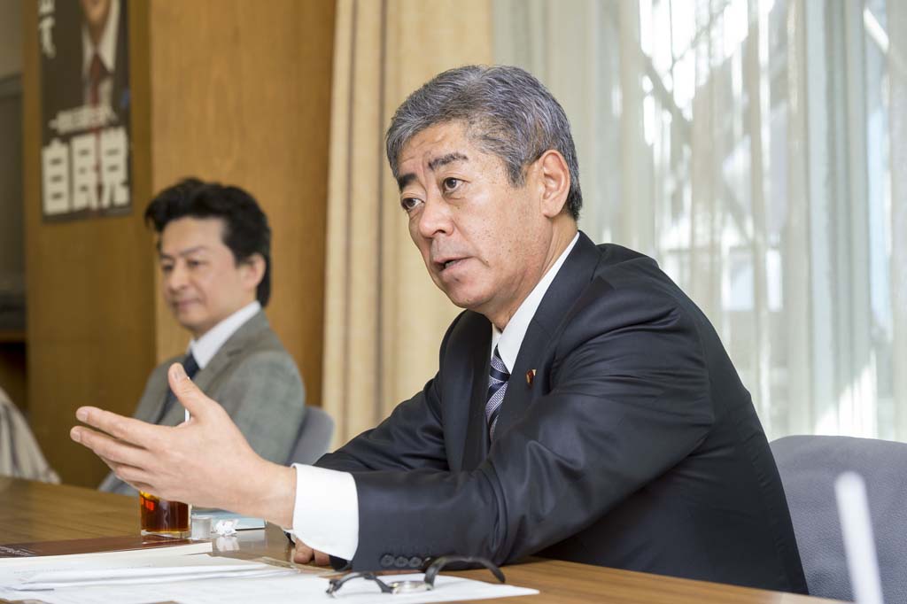 第59回まなびとプロジェクト（講師：岩屋毅中央政治大学院長）を開催いたしました