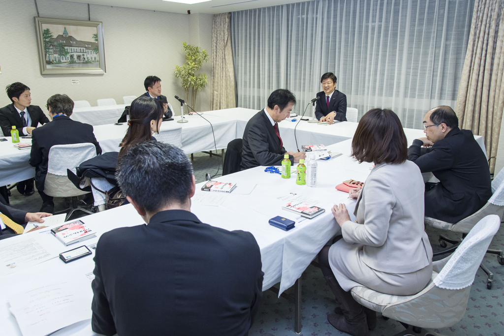 第60回まなびとプロジェクト（講師：阿達雅志参議院議員）を開催しました