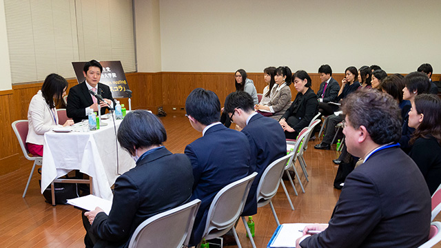 「第43回まなびとスコラ」(講師:田野瀬太道 衆議院議員)を開催しました