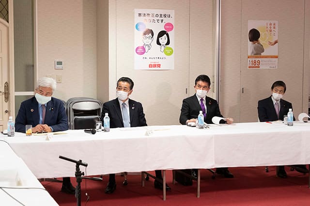 第2期・第3回「まなびと夜間塾」(講師:五百旗頭薫東京大学大学院法学政治学研究科教授「近現代日本の憲法と政治:戦前二大政党から自民党へ」)を開催しました
