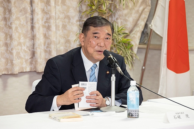 第2期・第4回「まなびと夜間塾」(講師:作家・元東京都知事 猪瀬直樹 氏「昭和16年夏の敗戦・日米開戦」)を開催しました