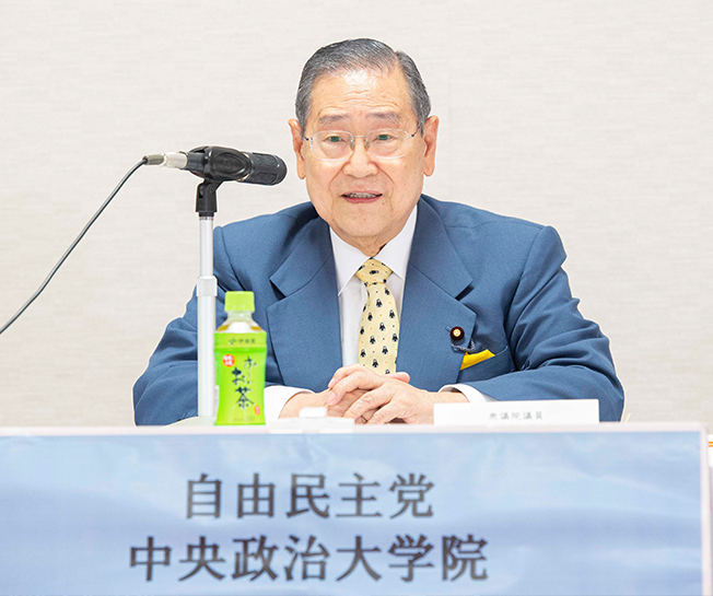 第2期・第8回「まなびと夜間塾」(講師:野田 毅 衆議院議員「主権回復」)