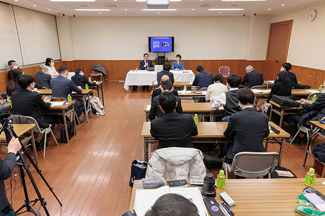 第4期「まなびと塾」第1回講座(講師:有村治子 中央政治大学院学院長、中曽根康弘世界平和研究所 大澤淳主任研究員)