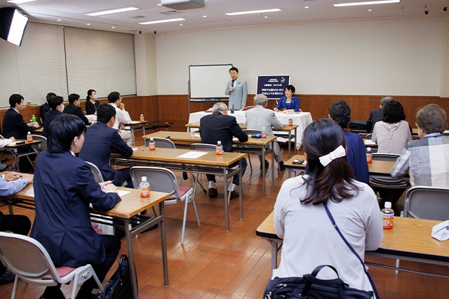 第4期「まなびと塾」第8回講座(講師:青山 繁晴 中央政治大学院副学院長)
