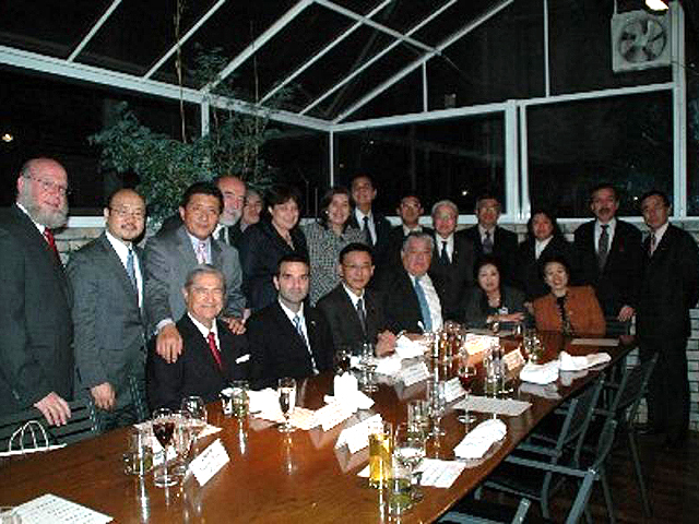 Tanigaki with Ambassadors of Central and South American countries and LDP Diet Members at the dinner party hosted by the President Sadakazu Tanigaki.(December 7 2010)