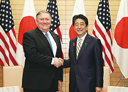 Prime Minister Abe receives courtesy call from US Secretary of State Mike Pompeo en route to North Korea