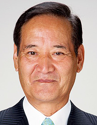 西川 公也