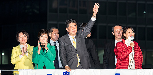 「景気の好循環を止めるわけにいかない」 安倍総裁　東京都心で経済最優先を訴える