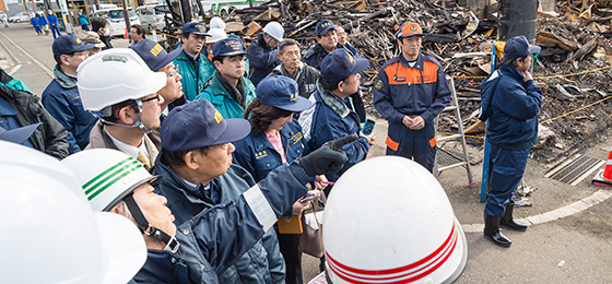 糸魚川大火の発災を受け二階幹事長が現地視察 米山知事、米田市長らと協議