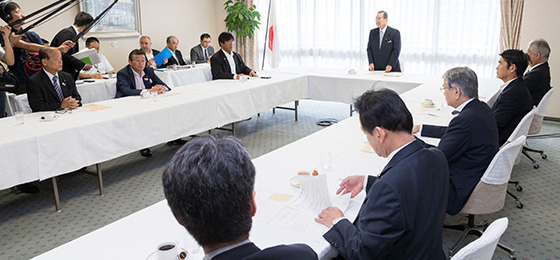 総裁選挙の施行日程が決定 9月7日告示、9月20日開票