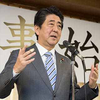 安倍晋三総裁「平成からその次の時代へと国造りに挑むことができるのは自民党だけ」