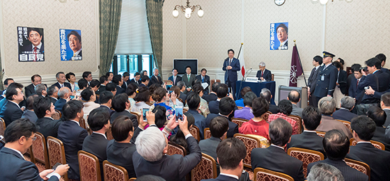 安倍総裁