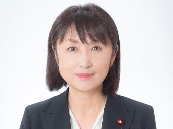 自由民主1面コラム「凛として」中川郁子新聞出版局次長