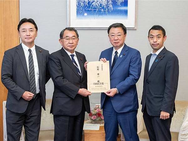 「新しい資本主義」実現へ賃上げ環境の抜本的強化を党雇用問題調査会が提言