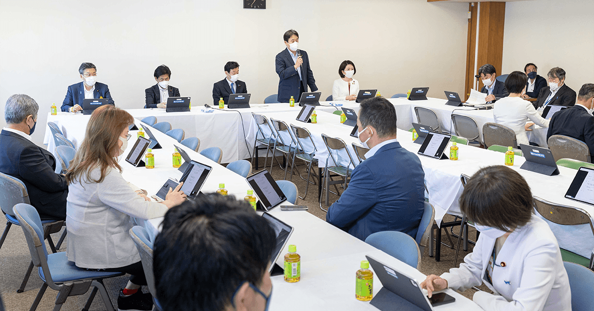 外国人観光客受け入れ再開へ