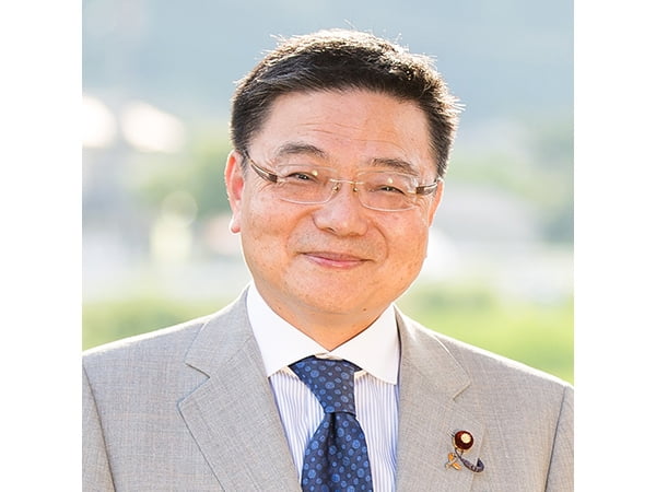 機関紙「自由民主」1面コラム 凛として古川 康 新聞出版局次長