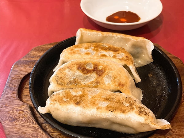 思わず食べたい 私の推しメシ浅尾慶一郎 参議院議員『千里』のギョーザ