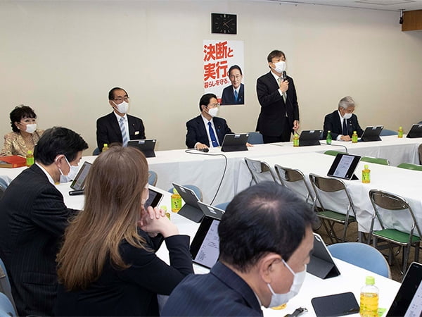 外交予算の抜本的拡充を関係合同会議が決議