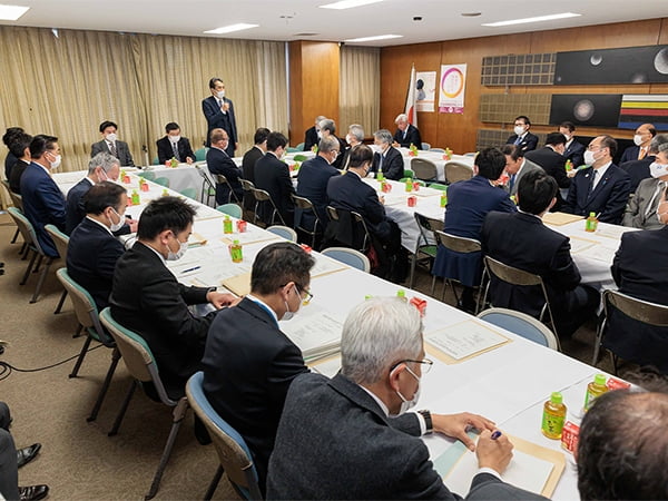 飼料価格「第4四半期も特別対策を」 農林関係合同会議が畜産・酪農関係団体から要望を聴取