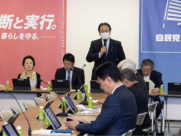 北ミサイル、新型ICBMの可能性政府から説明受ける