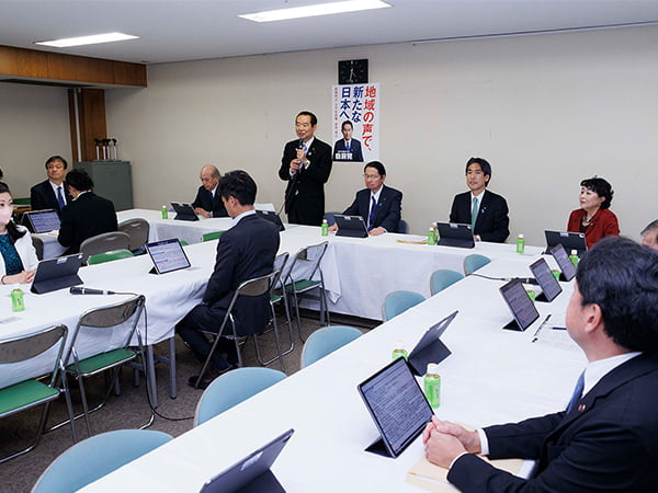 ガザ地区の最新情勢について関係会議が説明受ける