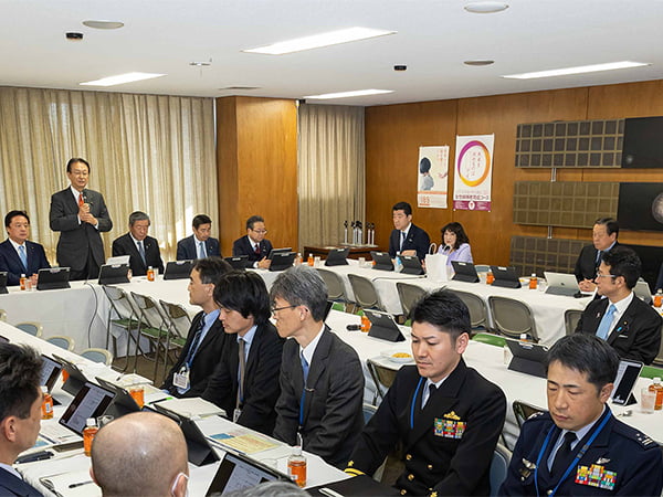 日米韓連携で事態対応の体制確立を北ミサイル本部が発射事案の説明受ける