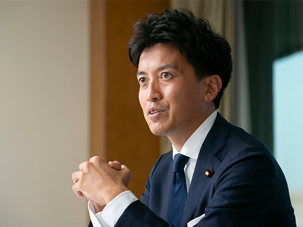 自由民主1面コラム「幸響」小林　史明　広報本部広報戦略局長