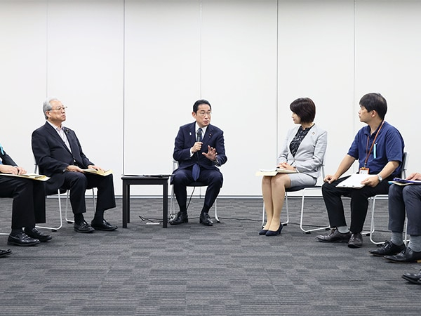 生活困窮者の自立支援強化関連法改正案を閣議決定