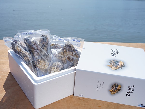 自由民主8面コラム「思わず食べたい私の推しメシ」畦元 将吾衆議院議員自宅で味わえる広島カキ